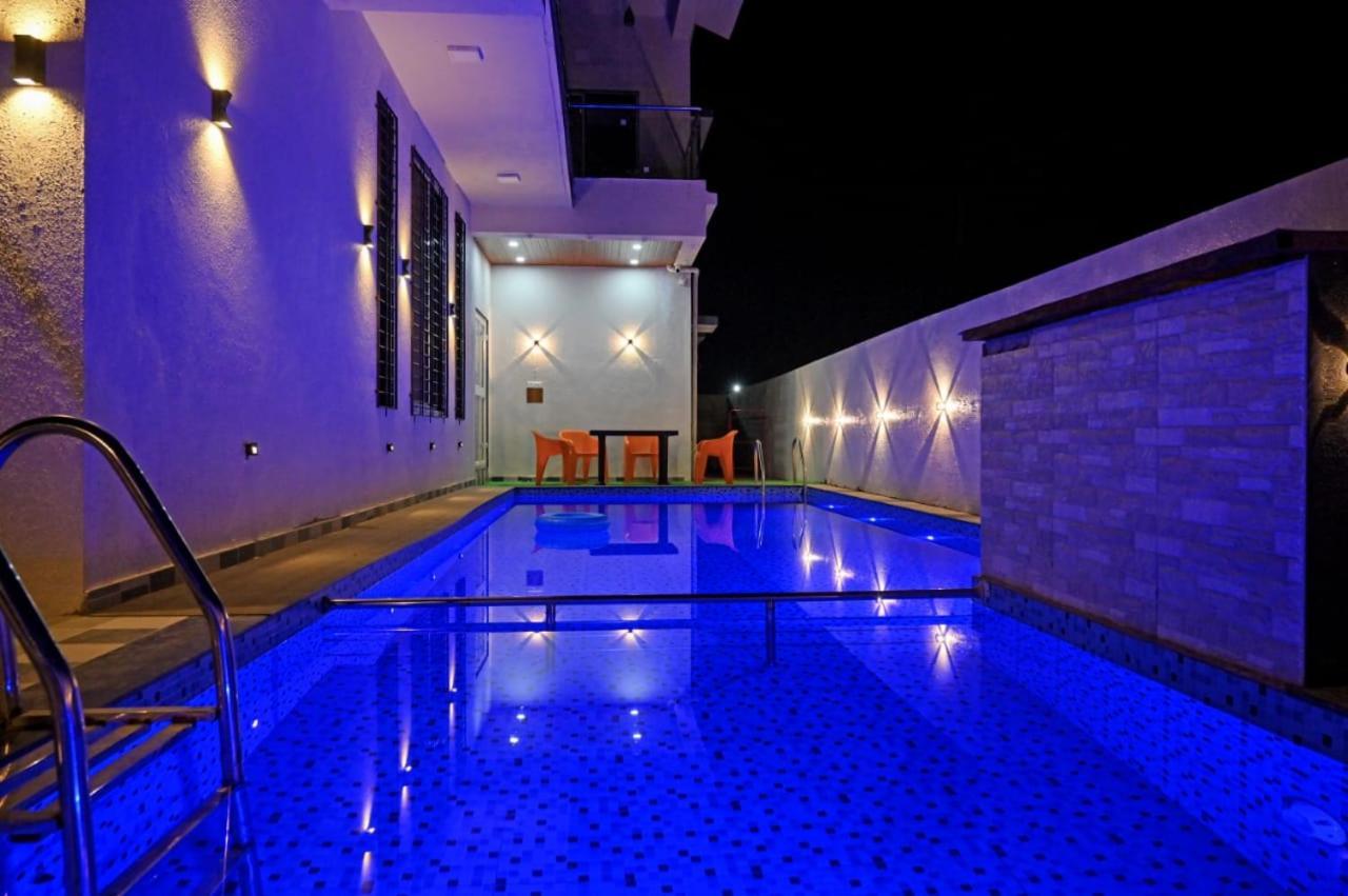 Fun Square Villa Lonavala Exteriér fotografie